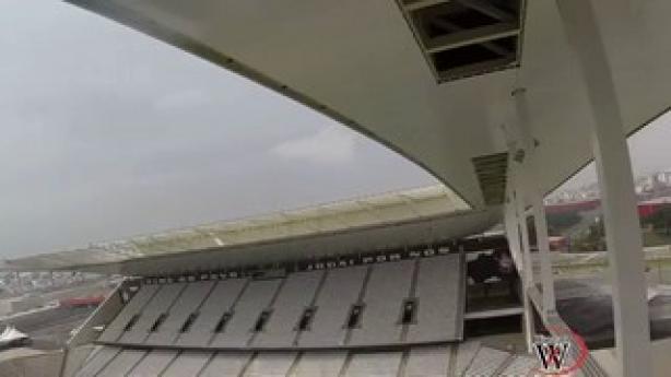 Drone invadindo a Arena Corinthians