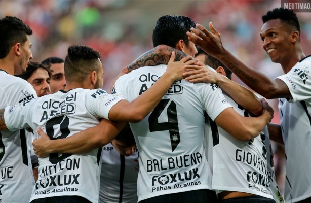 Corinthians de Carille se torna o segundo maior invicto da histria do clube