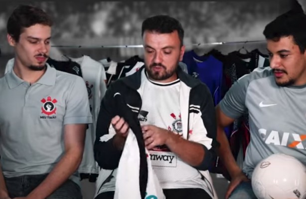 Saudaes #21 | Colecionador de camisas do Corinthians