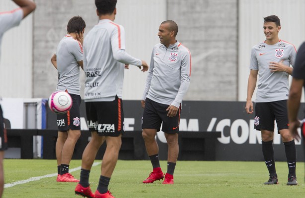 Assista ao jogo-treino entre Corinthians e Atltico Paranaense