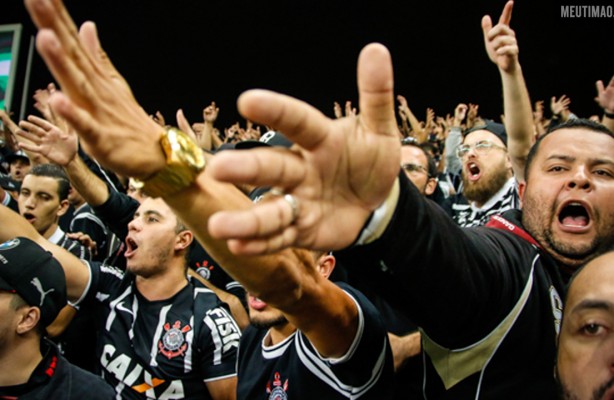 Torcida do Corinthians cria nova msica zoando o Palmeiras