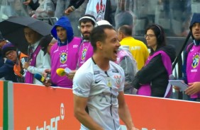 Rodriguinho faz o primeiro gol do Corinthians no Brasileiro 2018
