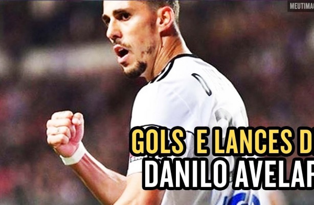 Confira gols e lances de Danilo Avelar, novo reforo do Corinthians