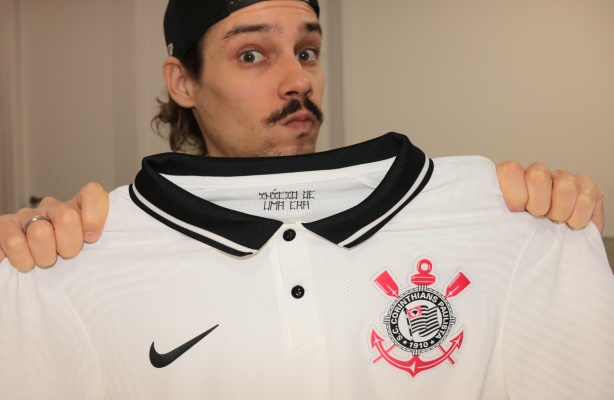 Unboxing: Nova camisa do Corinthians 2020/21 | marca d'gua do Neto