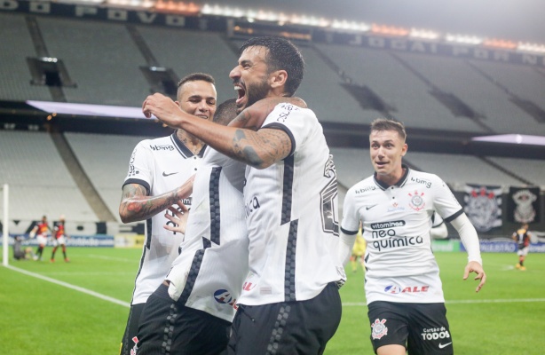 Dia de estreia na Sula | River x Corinthians, finalmente! | Provável escalação - Rapidinhas
