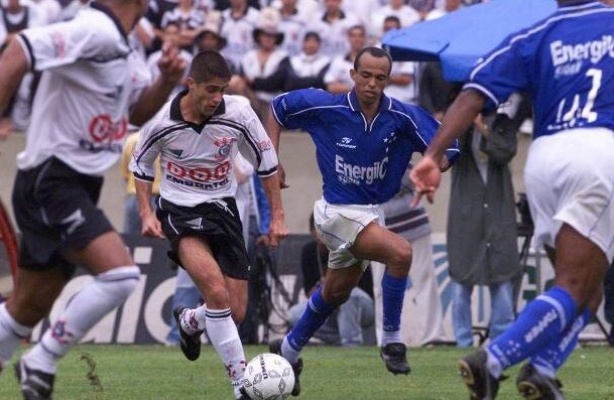 Giuliano pediu e Meu Timo reprisa final do Campeonato Brasileiro de 1998 | ltimas do Corinthians