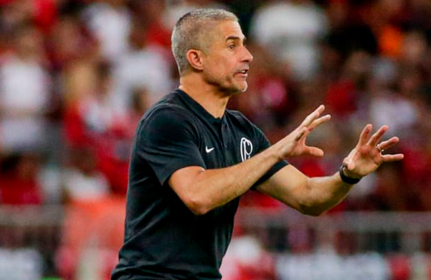 Corinthians perde dos reservas do Flamengo com nova postura aptica do time - Papo com Vessoni