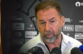 Augusto Melo cita avaliao no trabalho de Ramn Daz, foco na final e apoio da Fiel Torcida