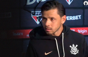 Romero fala sobre seu gol perdido e comenta sobre substitui��o de Memphis Depay no intervalo