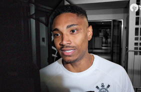 Vitinho comenta adapta��o no Corinthians e analisa �tima vit�ria contra o Fluminense