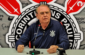 Presidente do Corinthians reclama de arbitragem contra o Corinthians ap�s jogo pol�mico