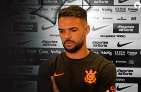 Raniele comenta poss�vel sa�da de bola em gol do Corinthians e analisa empate com o Botafogo