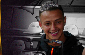 Kayke compara gol com Romarinho, celebra vit�ria do Corinthians e agradece Garro