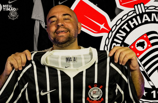 VÍDEO: Unboxing da nova camisa do Corinthians | Confira todos os detalhes