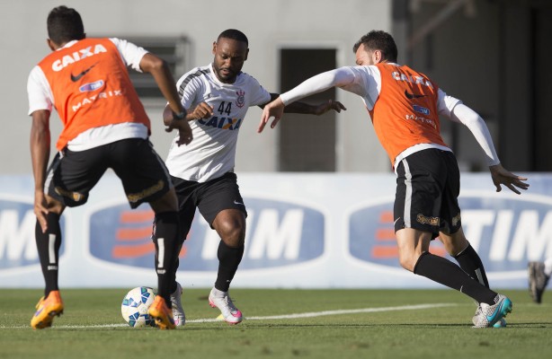 Calibrado! Vgner Love faz gols e bela jogada no treino dessa sexta-feira