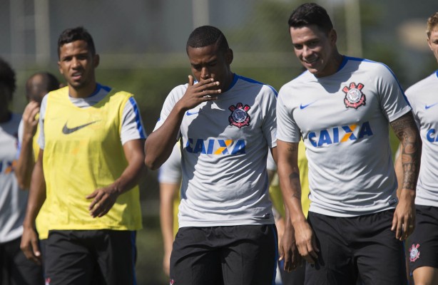 Com gol e belas jogadas, Alan Mineiro  destaque em treino do Timo