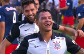 Giovanni Augusto marca um belo gol para o Corinthians contra o Red Bull