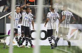 Golaço do Corinthians! Após bela jogada, Elias marca contra o São Paulo