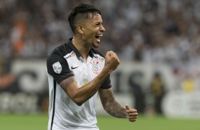 Lucca marca o quarto gol do Corinthians contra o Red Bull