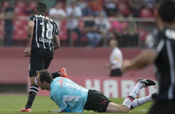 Com dois golaços, Boca Raton FC avança para as quartas de final da