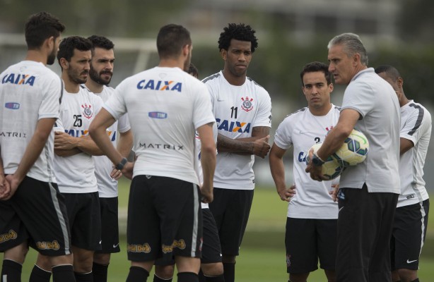 Vem com tudo! Tite comenta clssico contra o Santos na Vila Belmiro