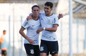 Molina e Kau Henrique marcaram dois dos gols na goleada do Timo pra cima da Portuguesa