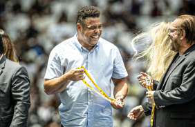 Ronaldo Fenmeno se oferece para comprar o Corinthians caso clube adote modelo SAF