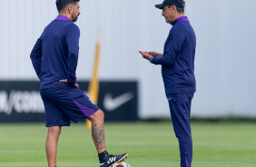 Emiliano e Ramn Daz se despediram do Corinthians nesta quinta-feira