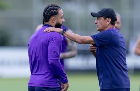 Memphis Depay afirmou ter ficado surpreso com a sada de Ramn Daz