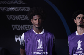 Talles Magno no  titular h quase um ms no Corinthians