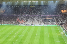 Mosaico exibido no Setor Leste da Neo Qumica Arena na partida contra o Palmeiras