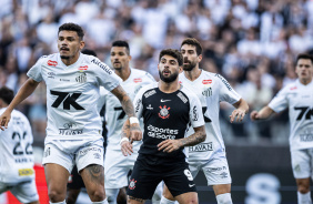 Corinthians ganhou duas posies com a vitria sobre o Santos no Brasileiro
