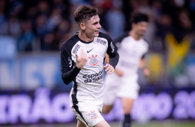 Breno Bidon retornou em voo de primeira classe aps amistosos no Egito com a Seleo Brasileira