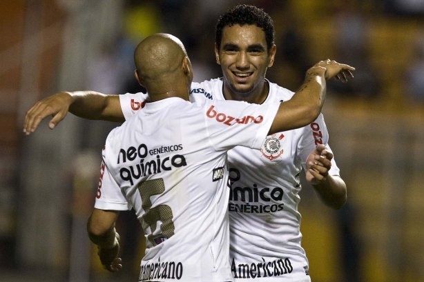 Boquita atuou com Roberto Carlos no Corinthians