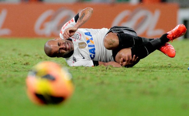 Emerson no marcou nenhuma vez na Libertadores de 2013