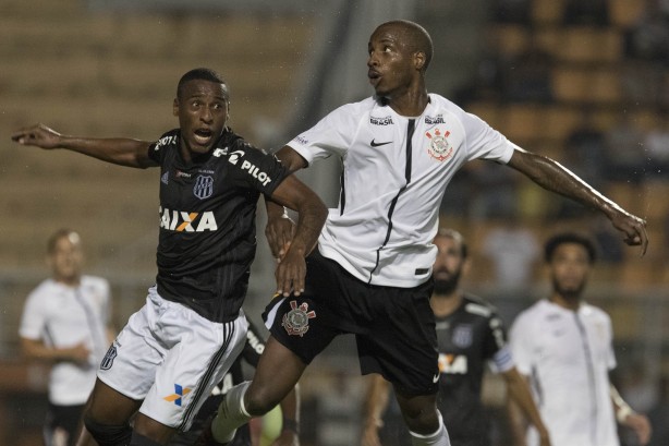 Guilherme Romo fez o ltimo jogo pelo Corinthians diante da Ponte Preta, pelo Paulisto