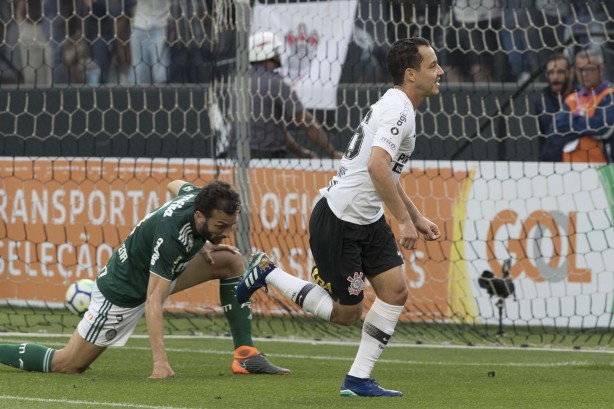 Edu Gaspar elege melhores contratações feitas durante sua passagem como gerente do Corinthians
