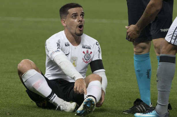 Corinthians on X: Olha o Fagner usando a nova camisa de pré-jogo do Timão!  😎 Quer saber como garantir a sua? Encontre uma loja Poderoso Timão mais  próxima a você! ⚽️ 👉🏽