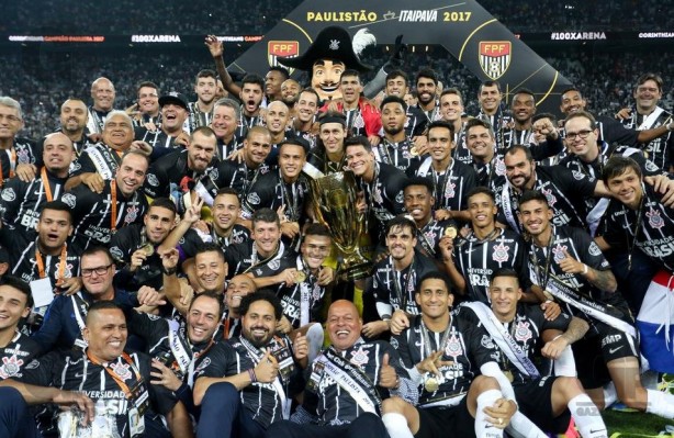Corinthians vence a Ponte Preta na final do Campeonato Paulista de 2017