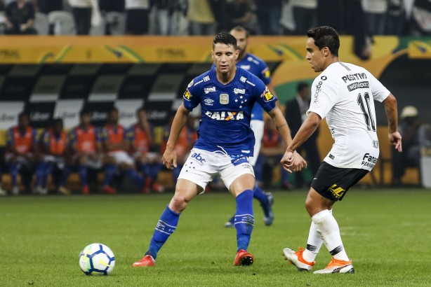 Jadson durante final contra o Cruzeiro, pela Copa do Brasil 2018