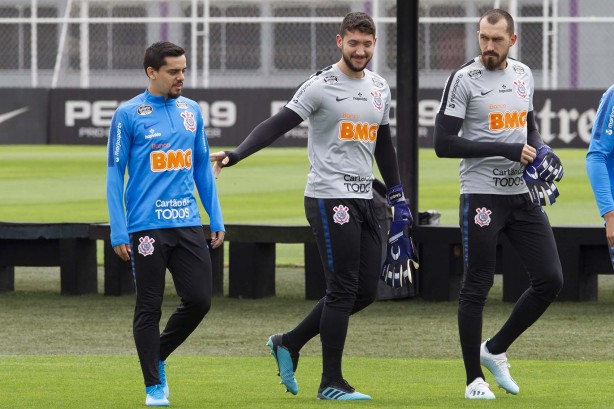 Ca�que entre Fagner e Walter em um dos v�rios treinos dos seus anos de Corinthians