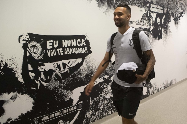 Corinthians aposta em destaque do Paulistão e repete moldes antigos em  negociação por Barletta