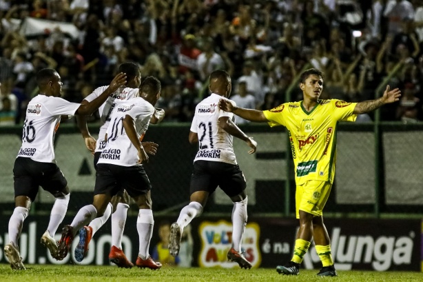 Corinthians venceu Mirassol por 2 a 1