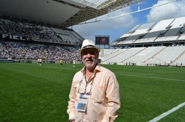 Diretor Jacinto Antnio Ribeiro, o Jaa,  o responsvel pela categoria sub-23 do Corinthians