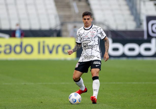 Fagner é o maior garçom do Corinthians na temporada
