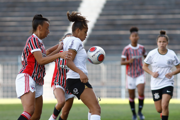 Corinthians sofre derrota para o So Paulo na semifinal e  eliminado do Paulisto Feminino Sub-17