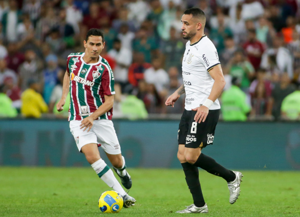 Flu empata com o Corinthians em jogo de ida da semifinal da Copa