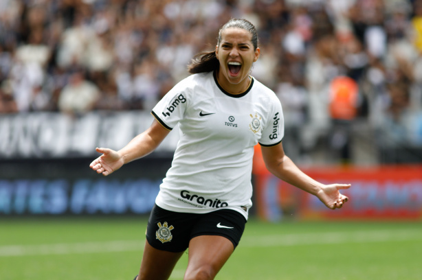 Corinthians Futebol Feminino on X: #AlôLiderança, chegamos! Em São José do  Rio Preto, com gols de @GabiDemoner, @CacauFernande12 e Maiara, o Timão  venceu a Ponte Preta por 3 a 0 e garantiu