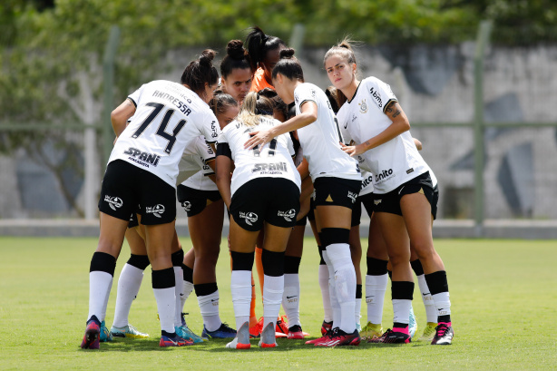 Corinthians x Cruzeiro ao vivo e online, onde assistir, que horas é,  escalação e mais do Brasileirão feminino