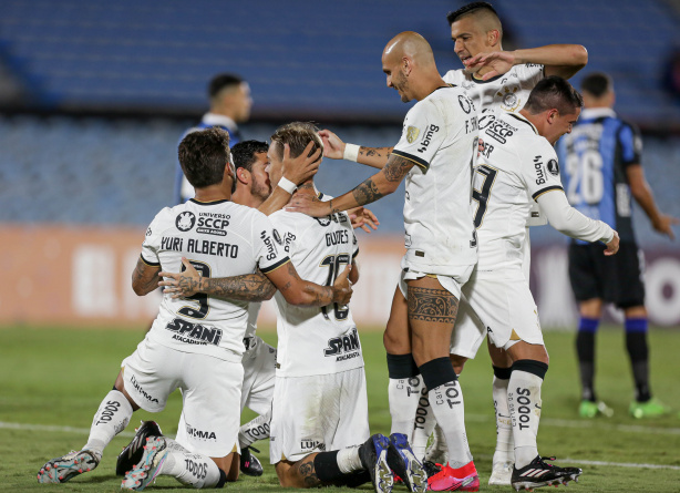 Corinthians encara o Liverpool-URU na estreia da Libertadores